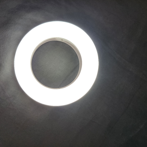 NIB Selfie Ring Light #2 - Picture 3 of 5